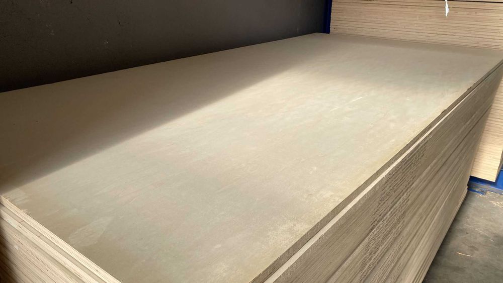 AtlânticoPoplar Contraplacado de Choupo A/B+ Isento de nó