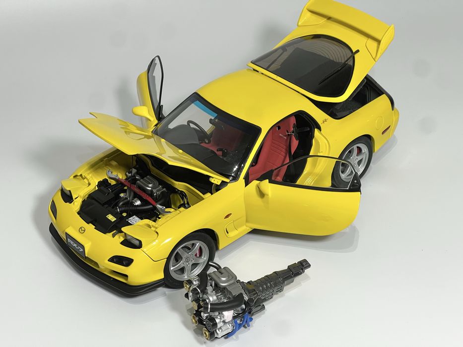 Mazda RX-7 Polar Master 1/18