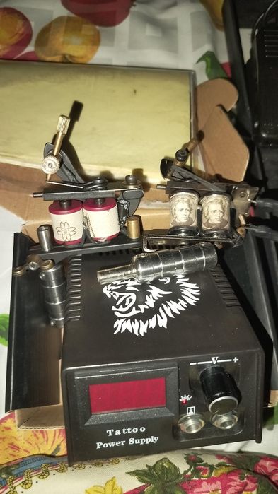 Kit de tatuagem 3 máquinas