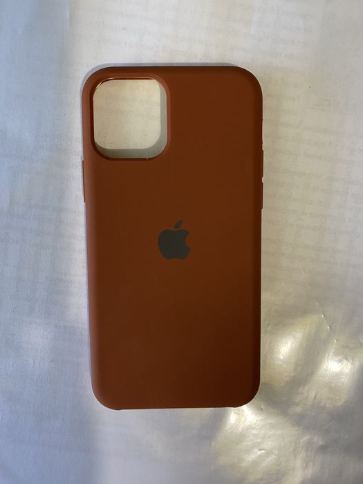 Чехол на айфон 11