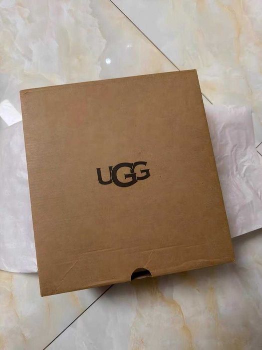 UGG Classic Ultra min R.39