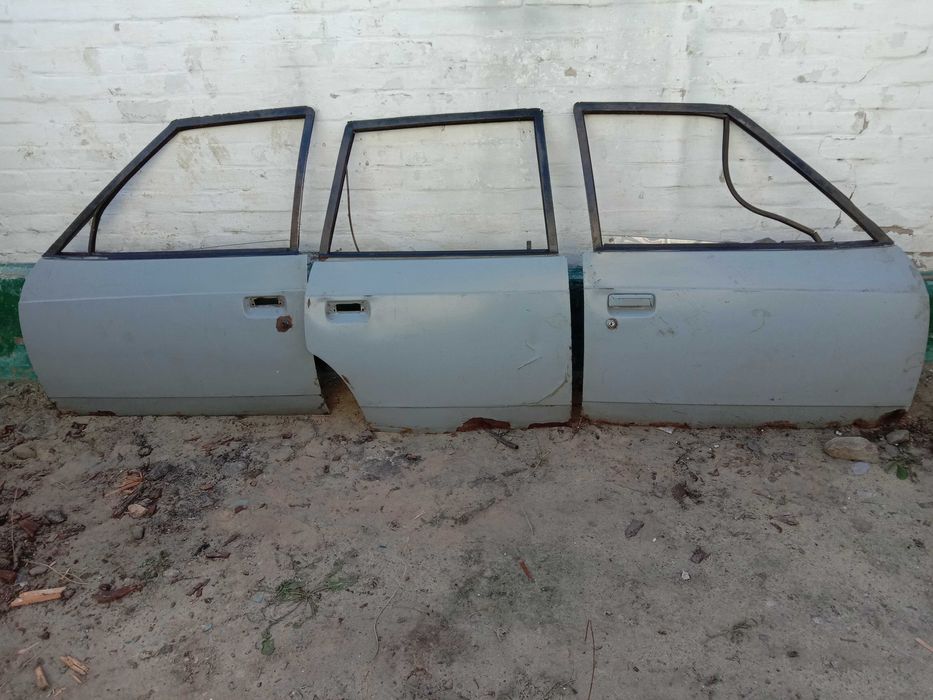 Двері від 2141 москвич.