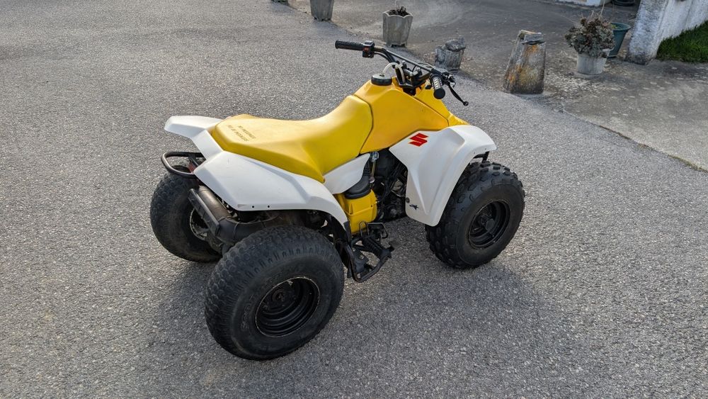 Moto 4 Suzuki LT80 LT-80 criança infantil