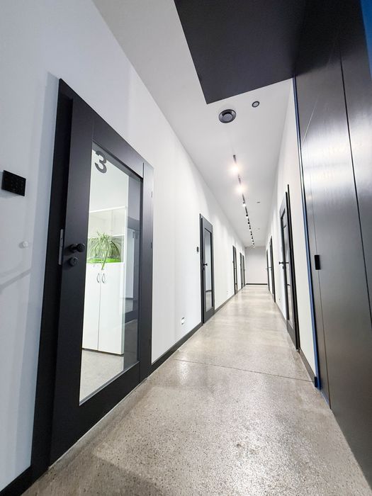 BIURO, GABINET  25 m² – komfort i prestiż.