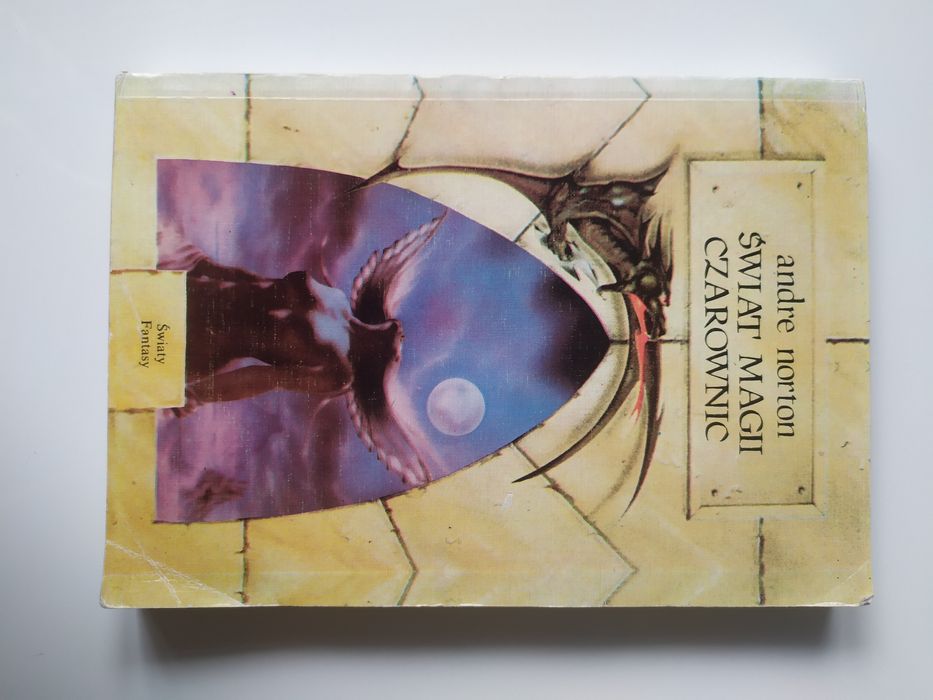 Andre Norton, Świat magii czarownic