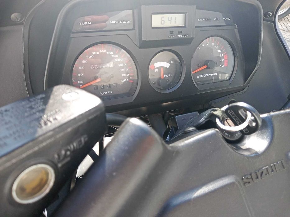 Suzuki GSXF 1100