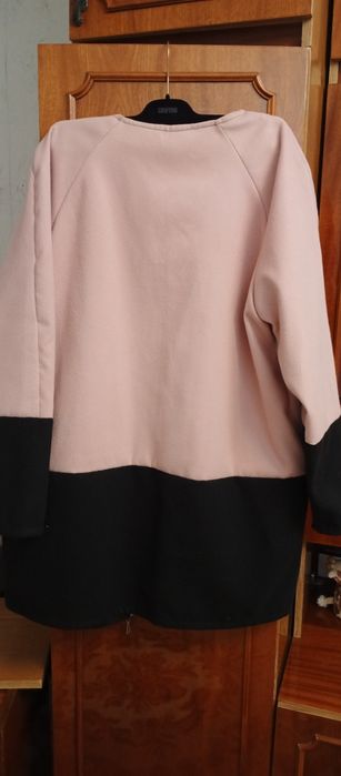 Верхній жіночий одяг 54 - 56 розмір