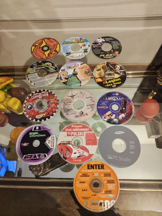 18 płyt z grami na pc