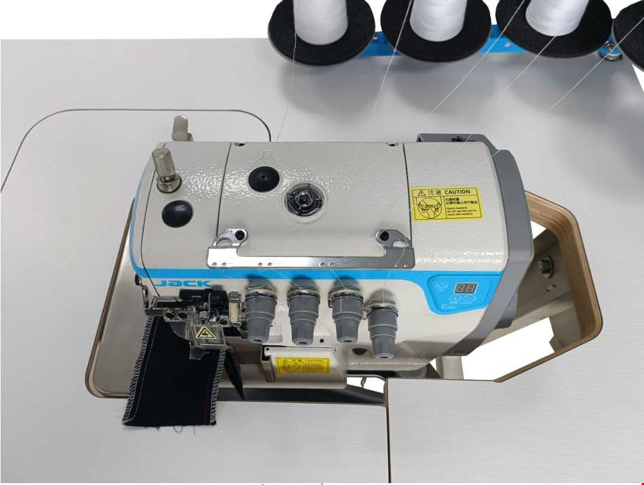 Maszyna do szycia przemysłowa Owerlok JACK E4S-5 - nitek (juki,Siruba)