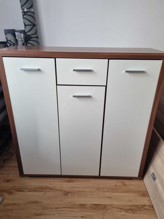 Sprzedam komplet mebli.