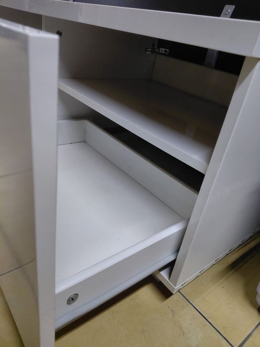 Movel de sala branco