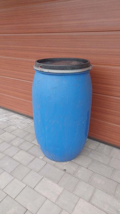 Beczka  200 l na wodę