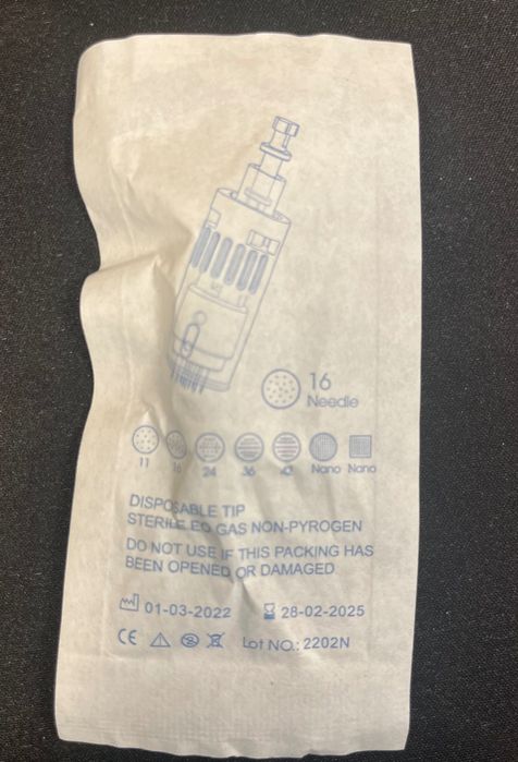 Dermapen Dr Pen Ultima M8 + 5x kartridż 16 pin