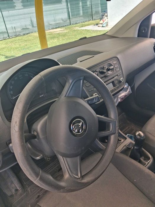 Vendo Skoda Citigo Active 2017 , 141 mil km, gasolina,  IUC e inspeção 2026 pagos. Não reservo!