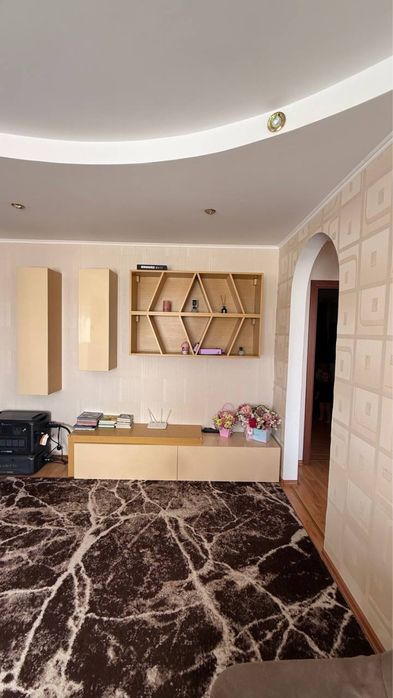 Продам квартиру на пр. Поля (Кірова) 3х кімнатна, ваучер