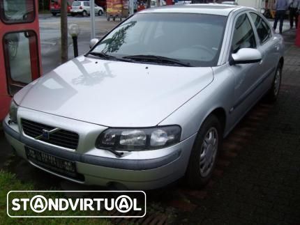 Volvo S60 do ano de 2001 a 2008