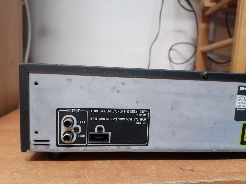 Odtwarzacz CD Sharp DX-55