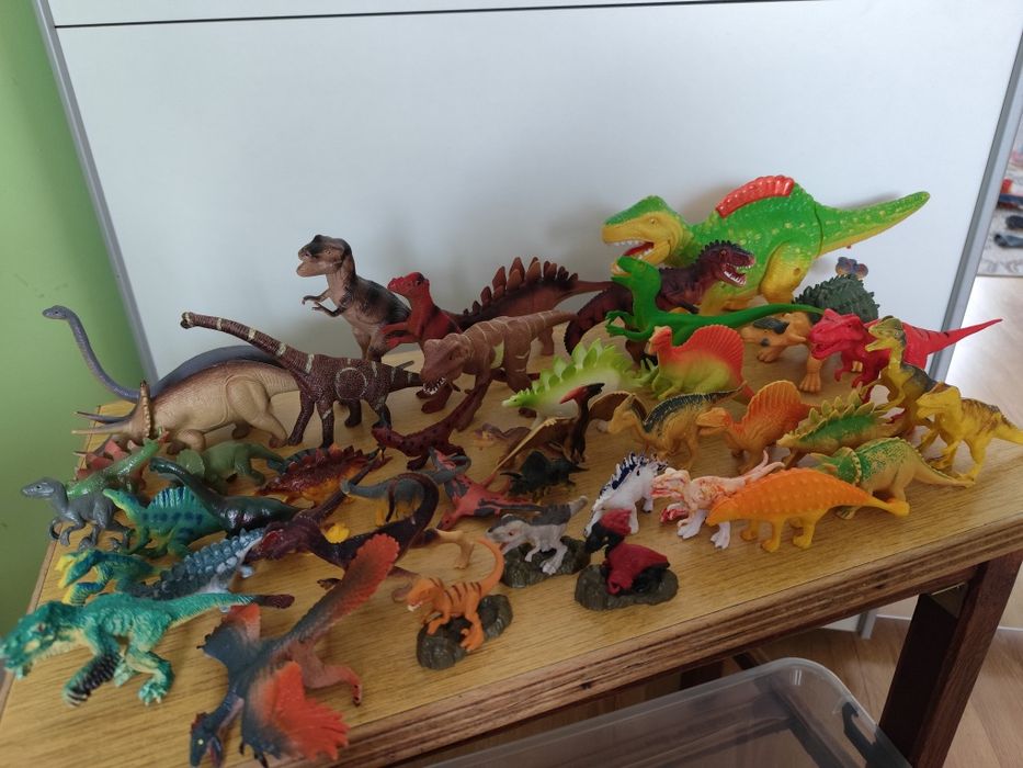 Figurki dinozaury zestaw XXL 46szt