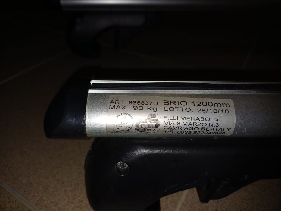 Belki na relingi dachowe