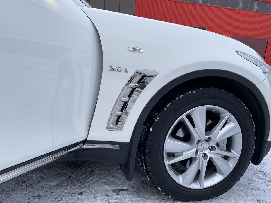 Инфинити QX-70 2015г 3.0 Дизель