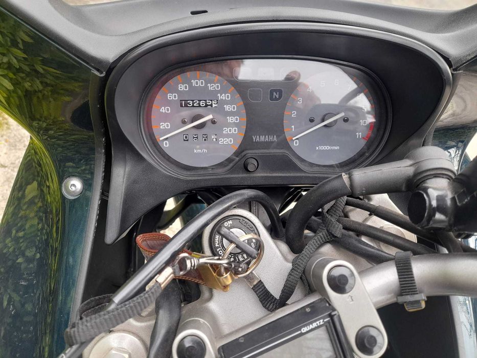 YAMAHA Moto Diversion 600