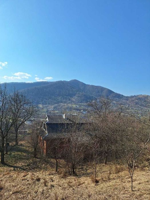 Без % Продаж будинку з ділянкою 0,60 га с. Міжброди, Чернівецька обл.