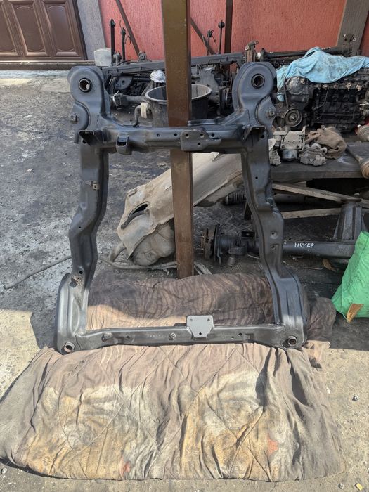 Передний подрамник балка санта фе год 2005 hyundai santa fe