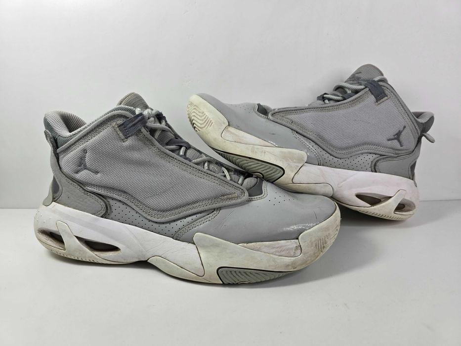 Jordan max aura 4 r.44