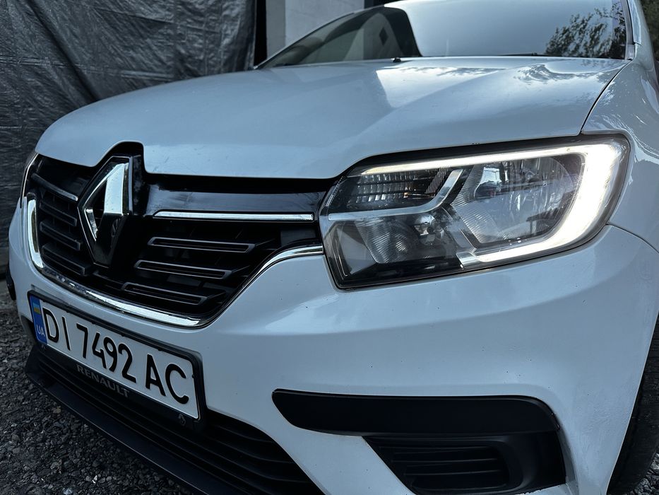 Продам авто Renault Logan