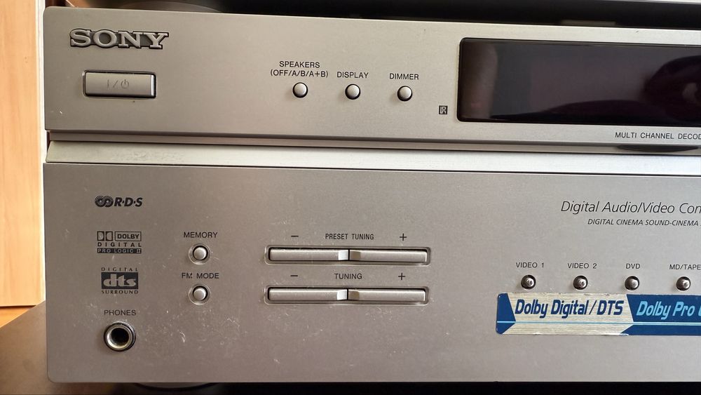 Amplituner i CD SONY