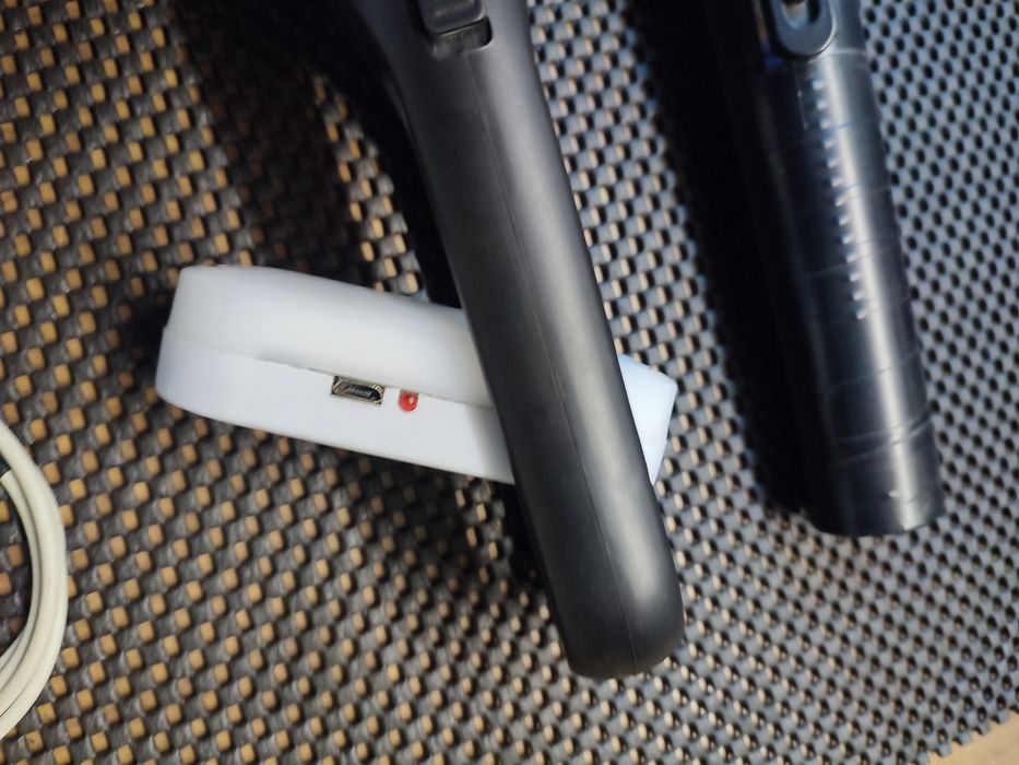 Новий та б/у в подарунок від мікро USB