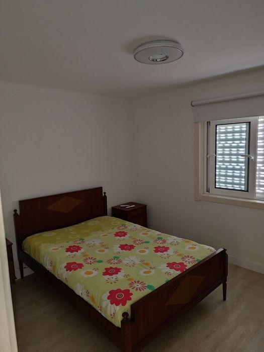 Alugo apartamento Oiã