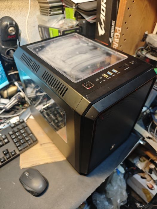 i7 6700K 8x4,0 GHz RX580 4GB RAM 16 GB SSD 240GB HDD 1,5tb Win11