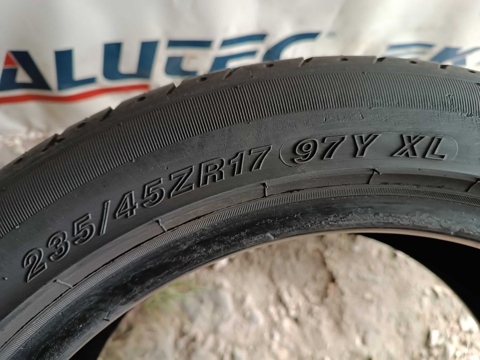 Літні шини 235/45 R17 Radar dimax r8 2021рік