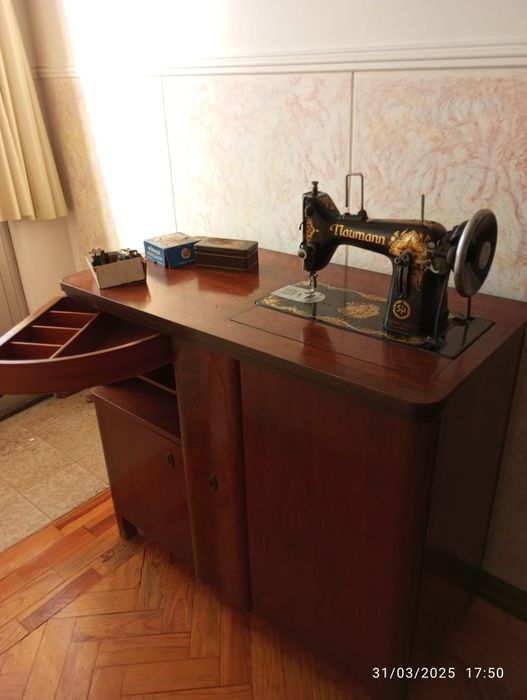 Maquina costura NAUMANN