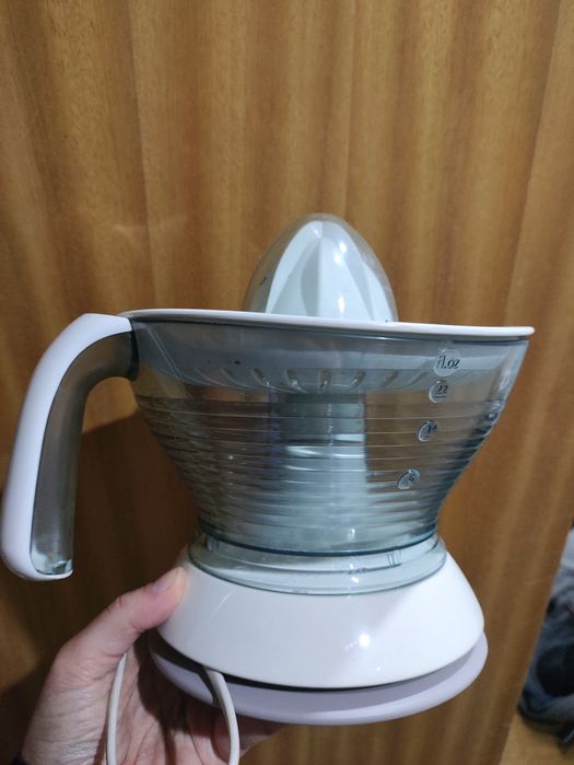 Espremedor de Citrinos Moulinex