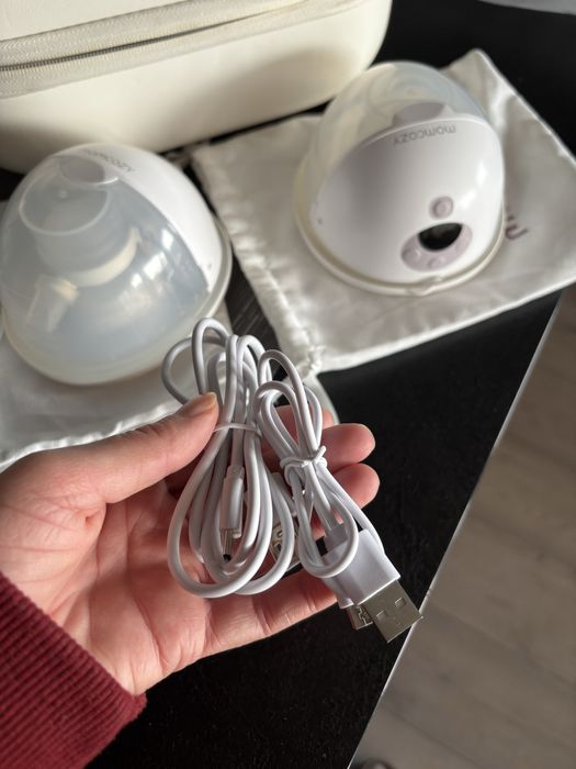 Momcozy hands free M5 молоковідсмоктувач вільні руки