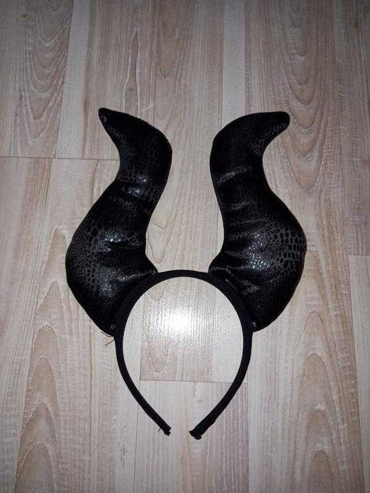 Обруч рога мелифисенты