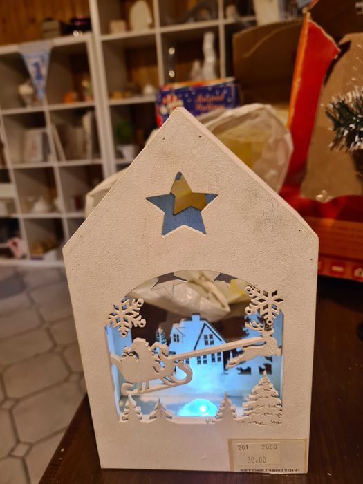 Drewniana świecąca  Szopka Świąteczna 20cm×13cm