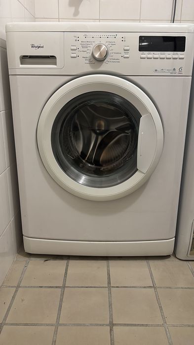 Máquina Lavar Roupa Whirlpool