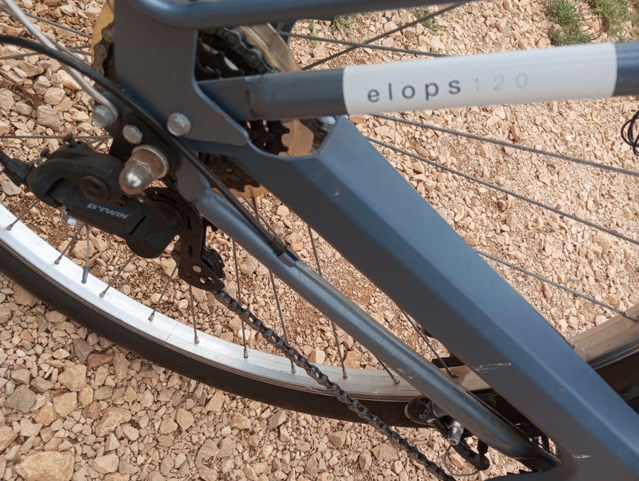 Bicicleta de cidade Decathlon Btwin Elops 120