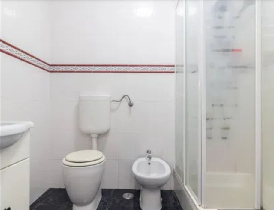 Apartamento t2 remodelado, na  avenida da liberdade, Baixa da Banheira