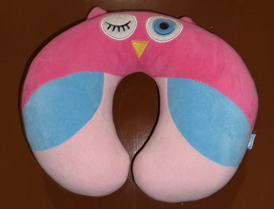 Дорожні подушки під голову