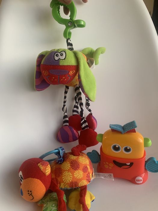 3 Brinquedos Bebé