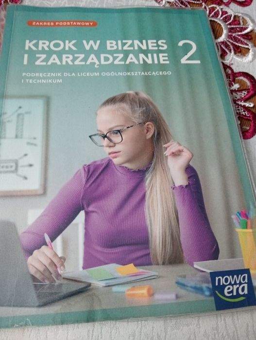Krok w biznes i zarządzanie
