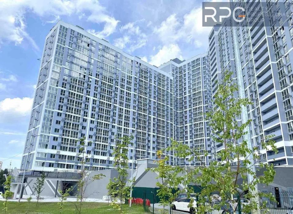 Продам 2к квартиру 81м2, ЖК Лебединий, Ревуцкого 40г