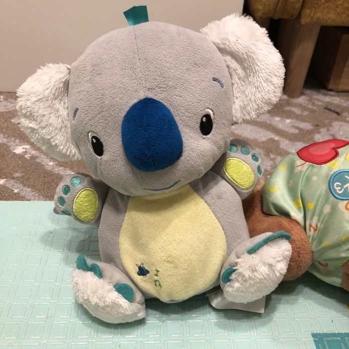Інтерактівні іграшки Fisher price і інщі