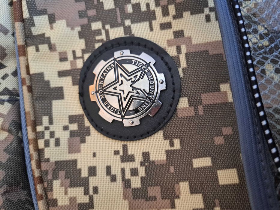 Mochila camuflada - ideal para caminhadas