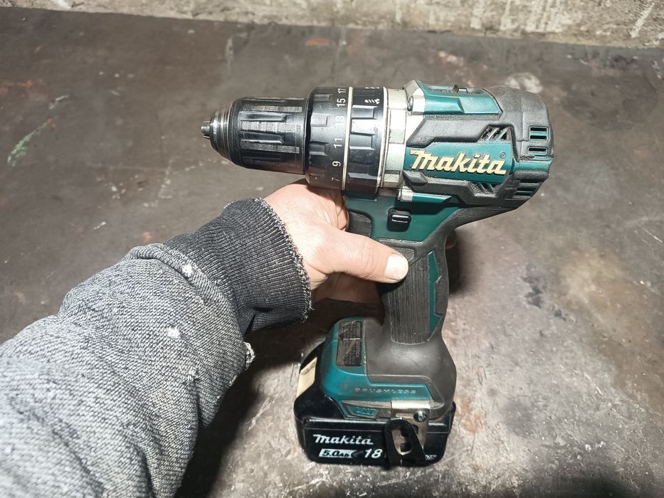 Шуруповерт Makita xph12