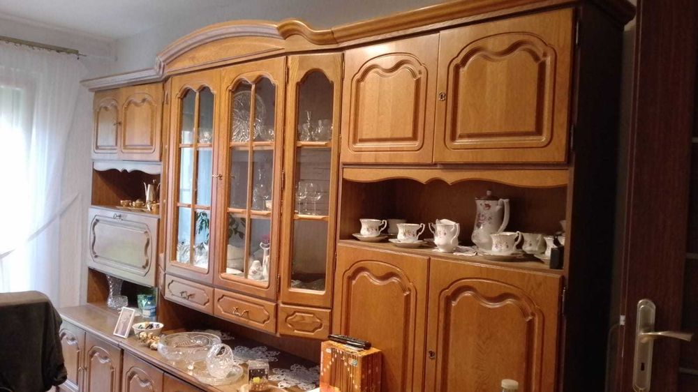 Za darmo!!! Meblościanka drewniane fronty